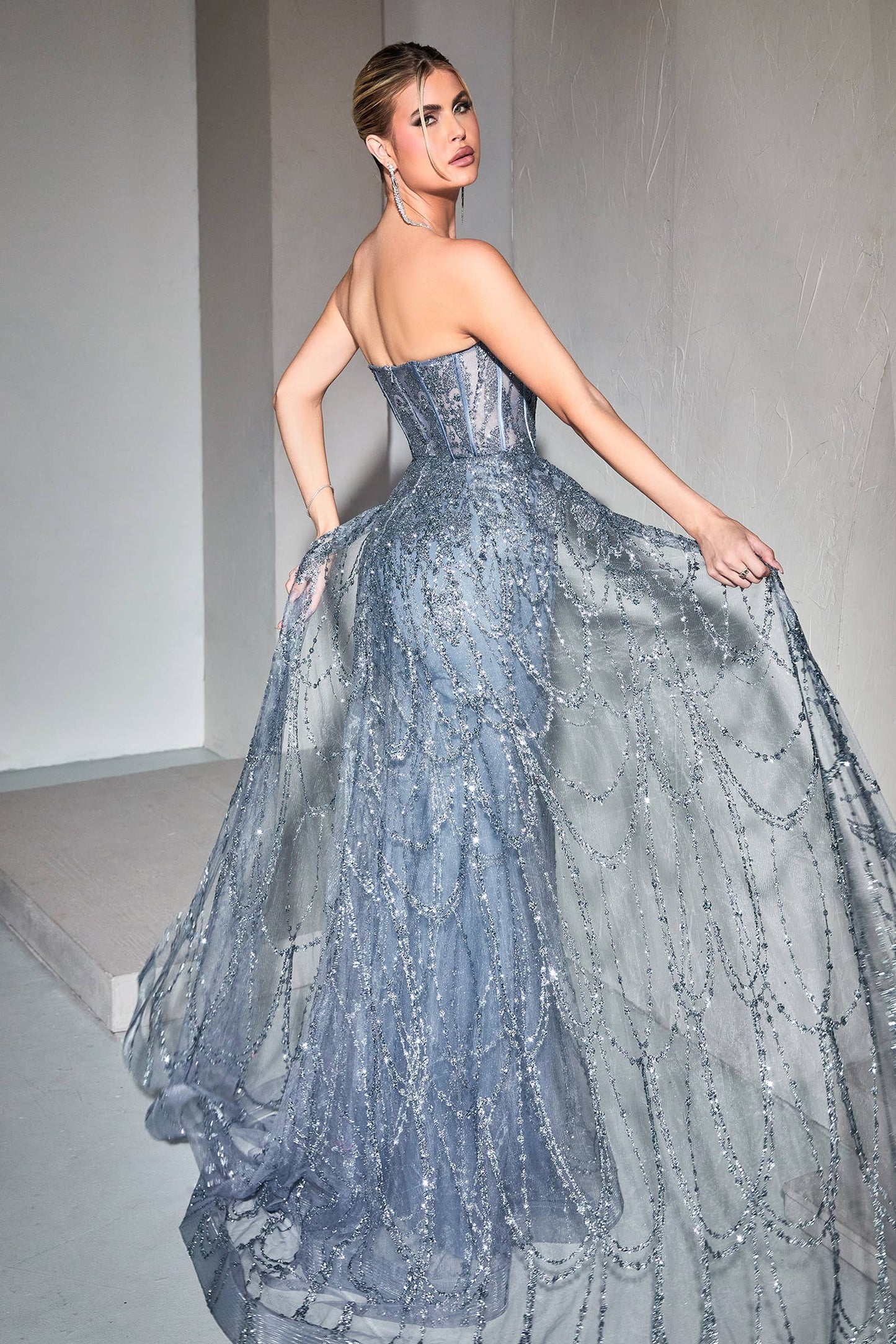 STRAPLESS LACE FITTED GOWN WITH OVER SKIRT: EMERALD / 8